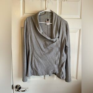 The north face asymmetrical zip